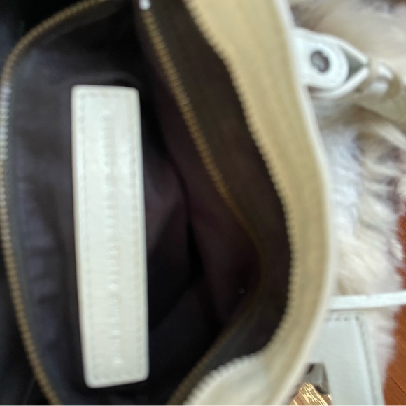 Balenciaga white agneau distressed lambskin graffiti classic handbag - Picture 5 of 5